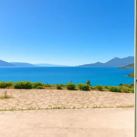 Filistron Seaview Bliss - Coastal Charm Hideaway *