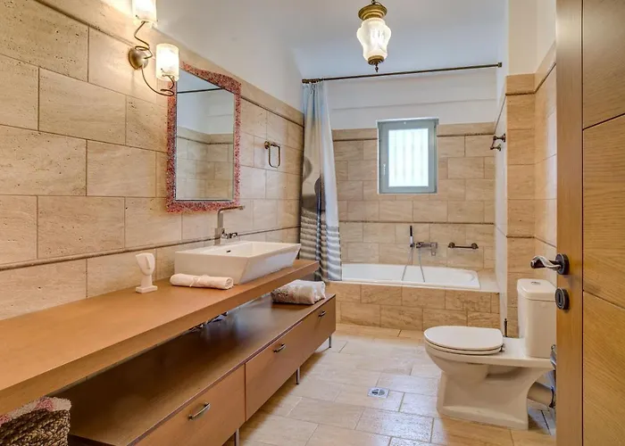 Filistron Seaview Bliss - Coastal Charm Hideaway Taktikoupoli