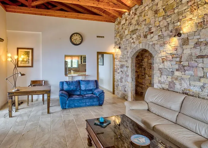 Filistron Seaview Bliss - Coastal Charm Hideaway Villa Taktikoupoli