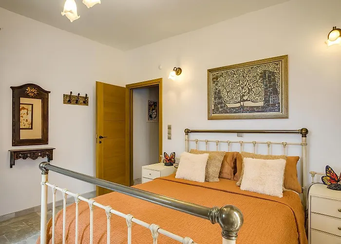 Filistron Seaview Bliss - Coastal Charm Hideaway *